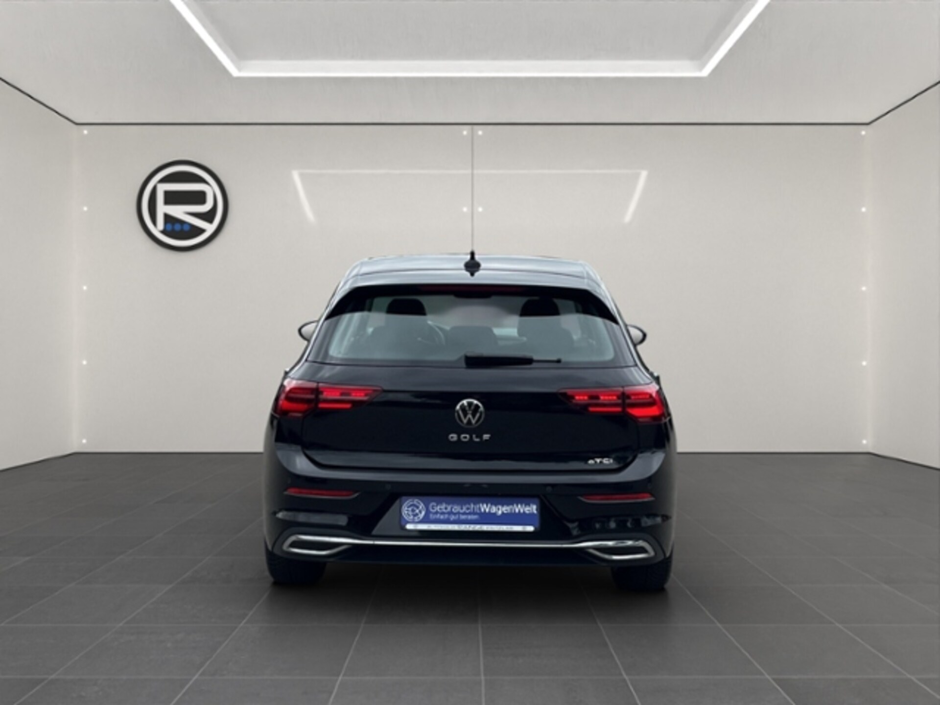 Volkswagen Golf Style