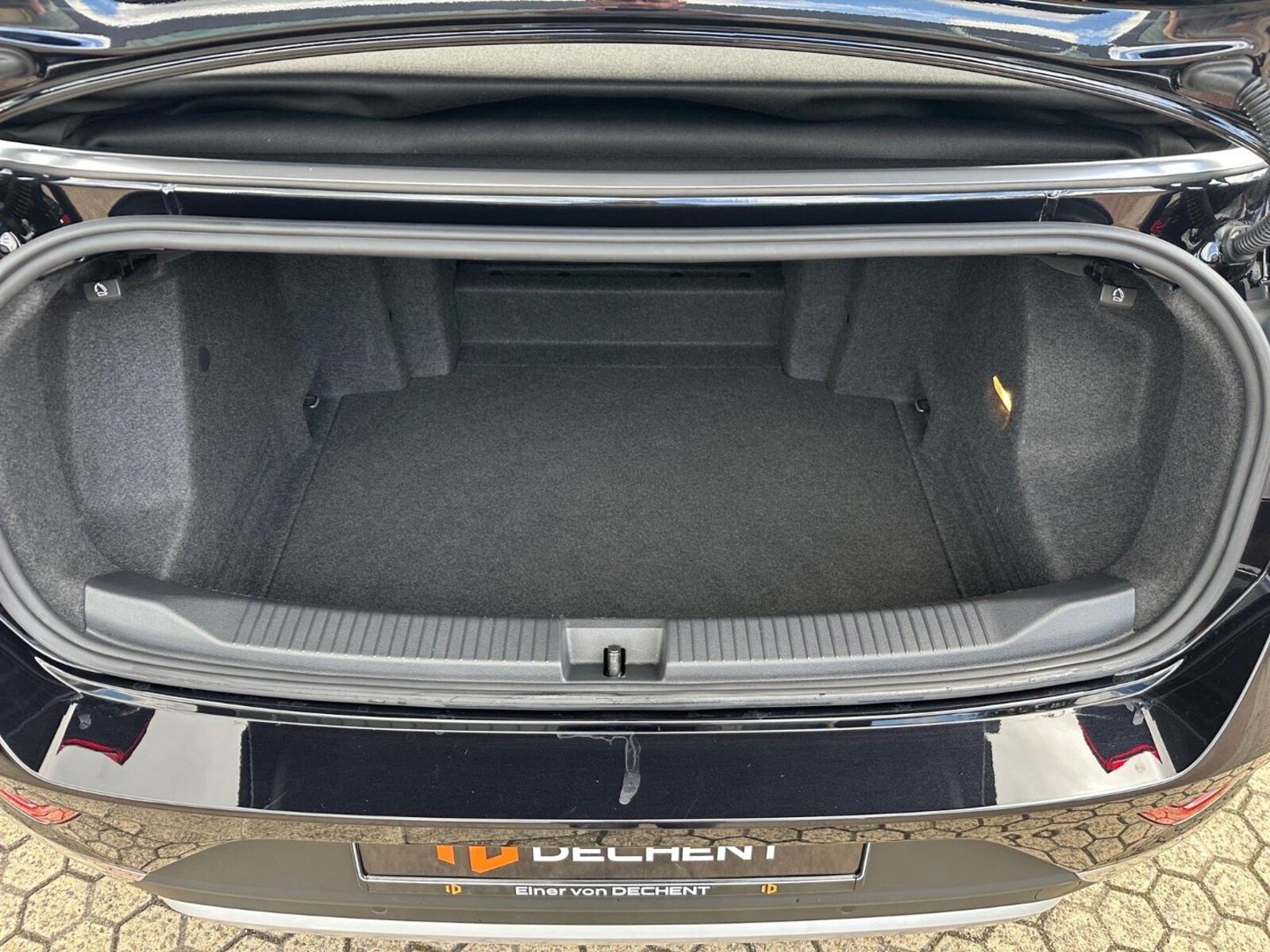 Volkswagen T-Roc Cabriolet – Bild 26