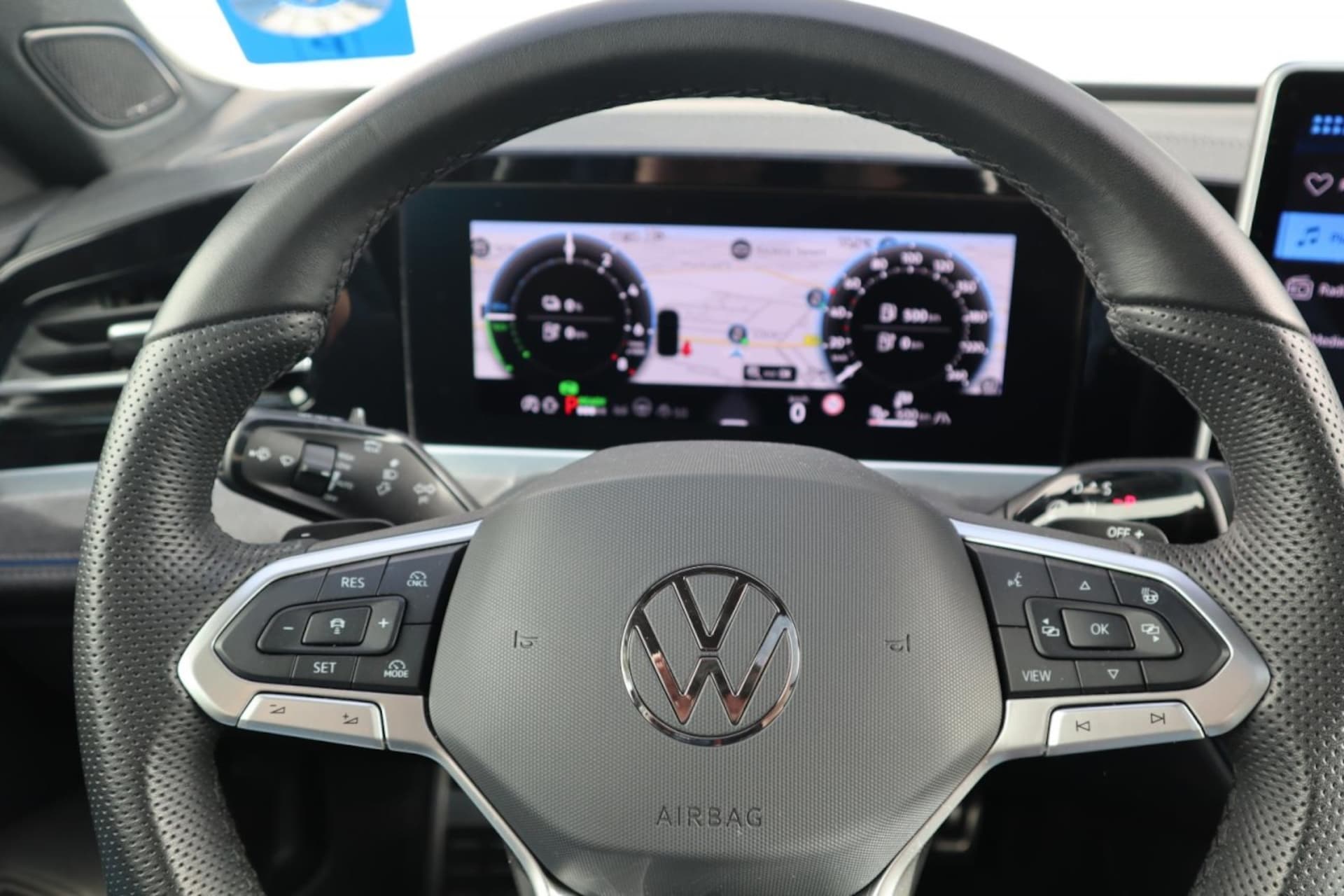 Volkswagen Passat R-Line