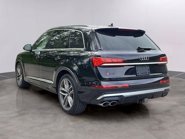 2025 Audi SQ7