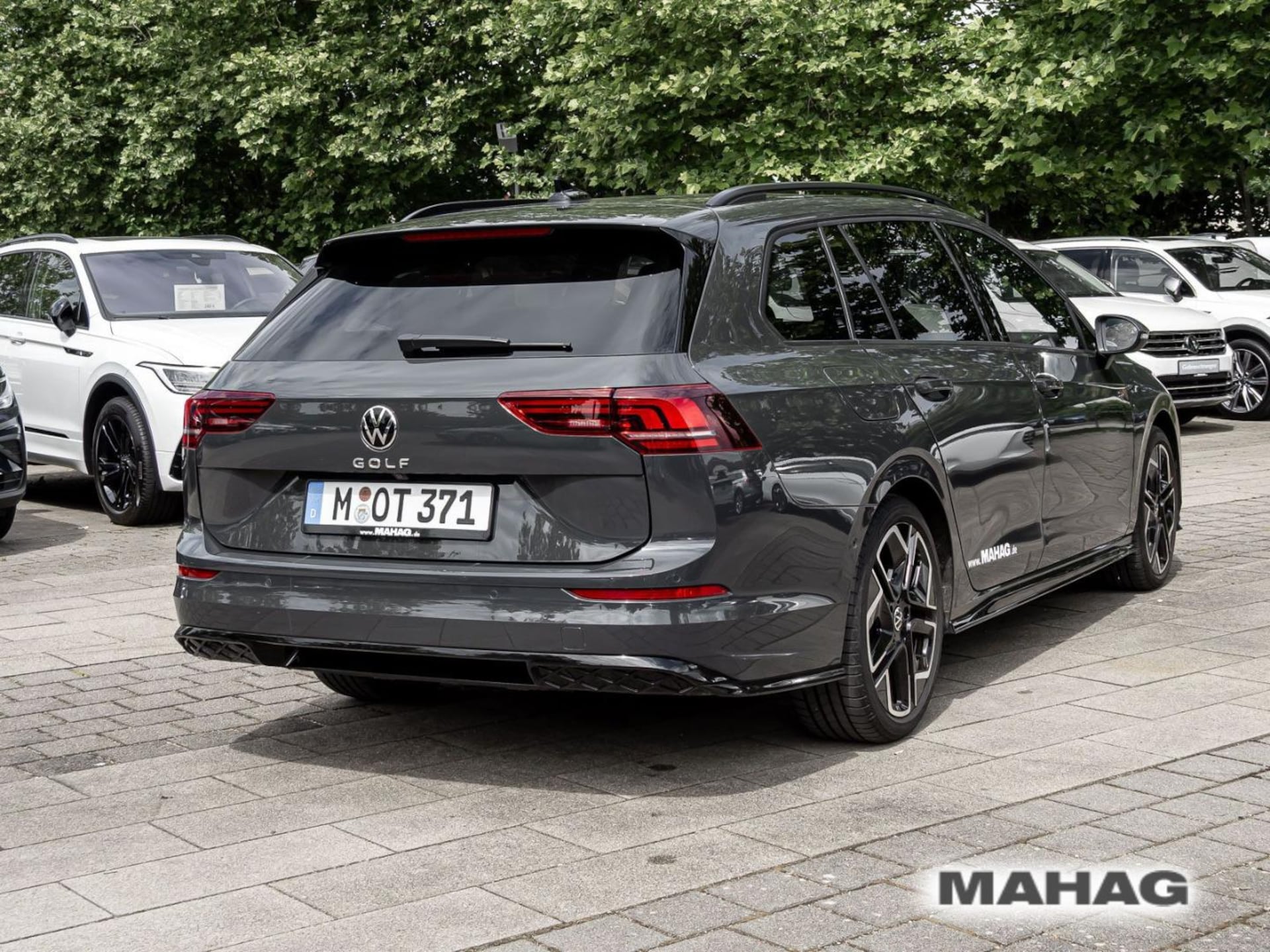 Volkswagen Golf Variant R-Line