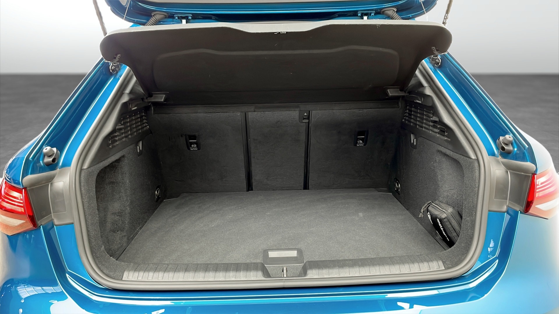 Image about Audi A3 Sportback A3 Sportback 35 TFSI Proline 150 hk 6-växlad