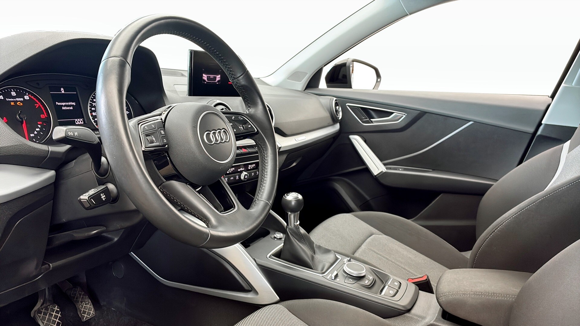 Bild som visar&nbsp;Audi Q2&nbsp;Q2 30 TFSI Proline Sport 116 hk 6-växlad - för mer information kontakta din Audi Partner