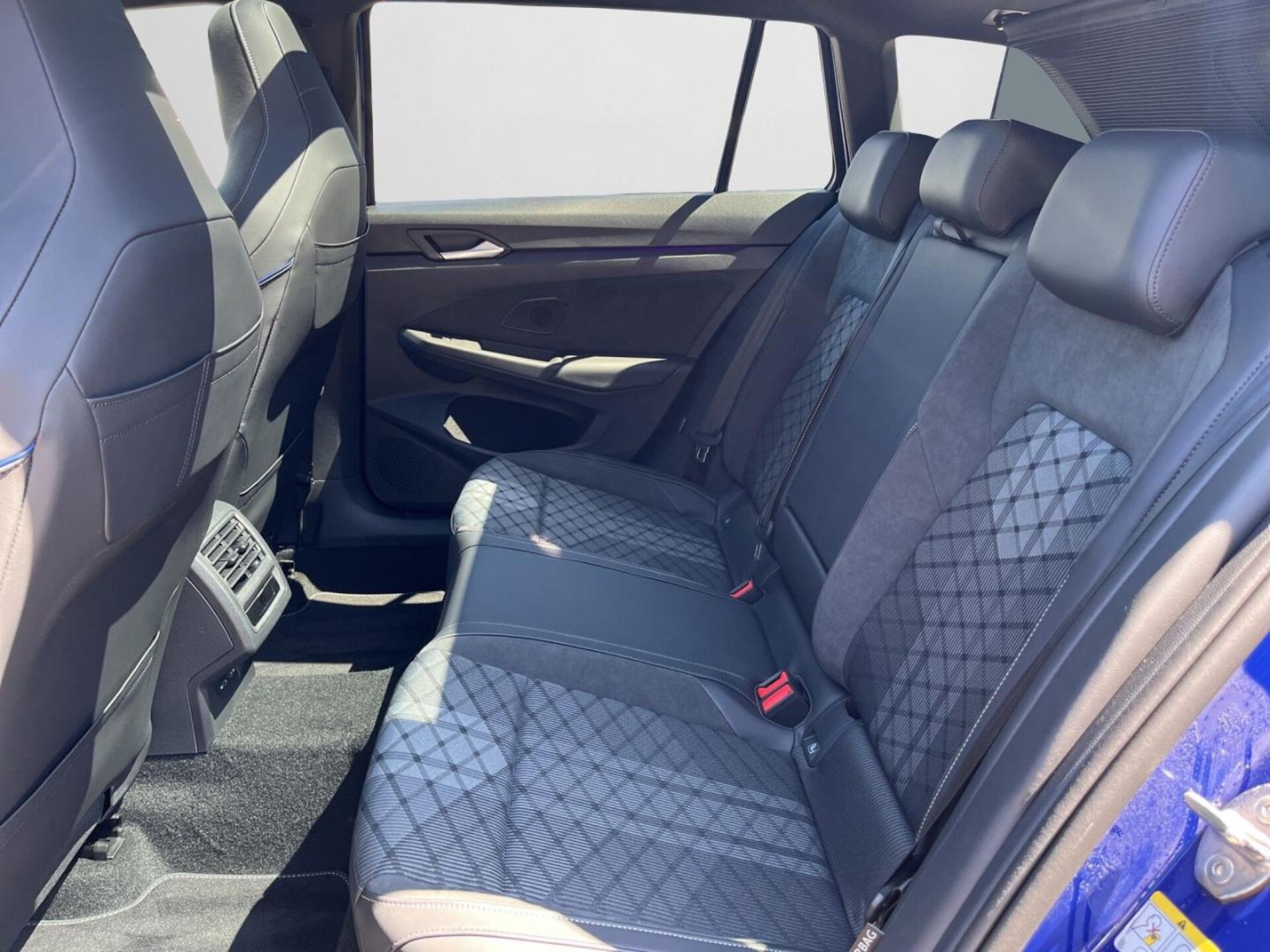 Volkswagen Golf Variant R-Line
