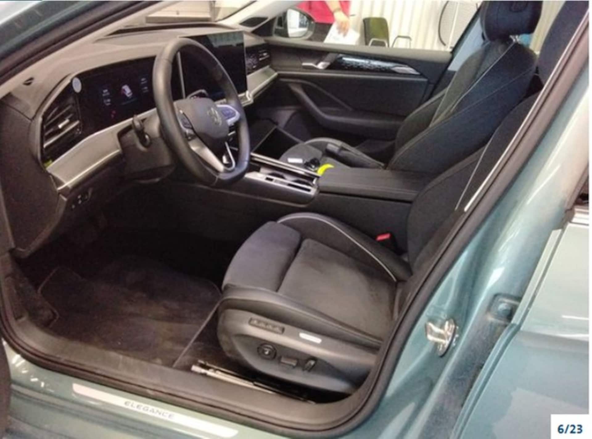 Volkswagen Passat Elegance