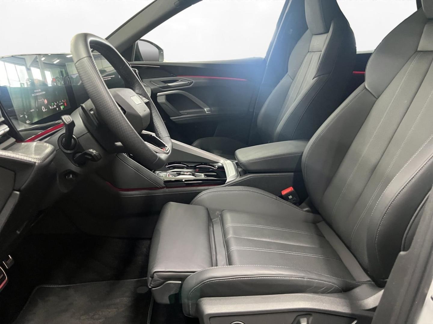 Bild über Audi Q5 SUV TFSI 150 kW S tronic - für weitere Informationen kontaktieren Sie den Audi Partner