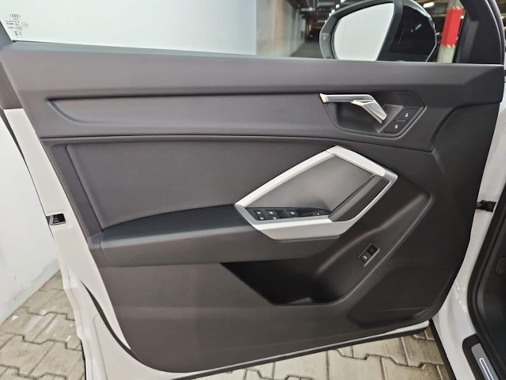 Audi Q3 Sportback S line