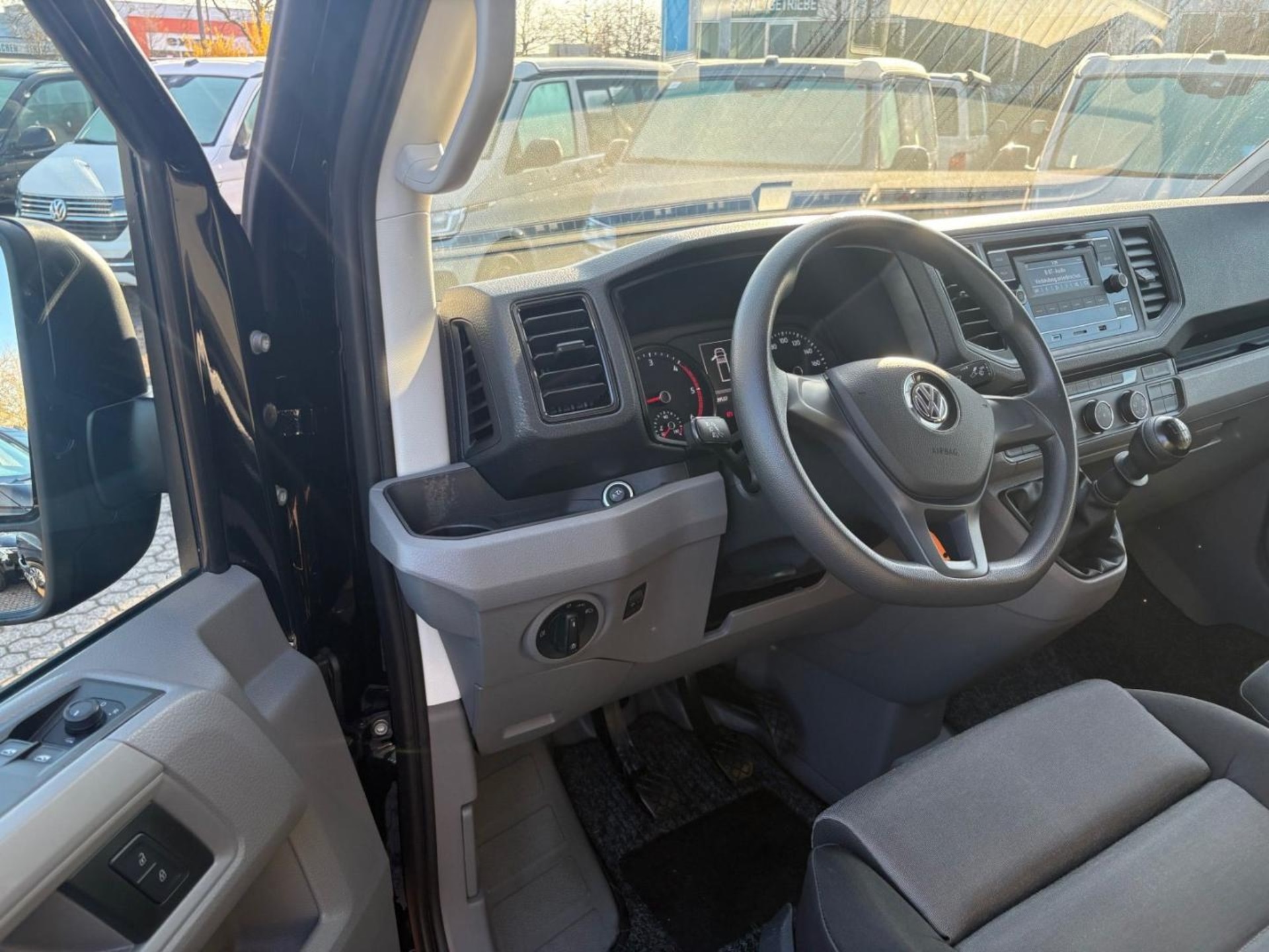 Volkswagen Crafter Einzelkabine langer Radstand