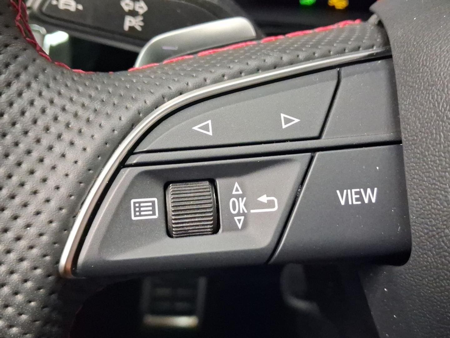 Bild über Audi A3 Sportback TFSI e advanced 40 TFSI e S tronic - für weitere Informationen kontaktieren Sie den Audi Partner