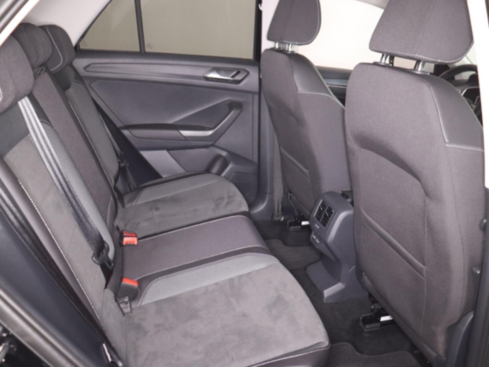 Volkswagen T-Roc – Bild 13
