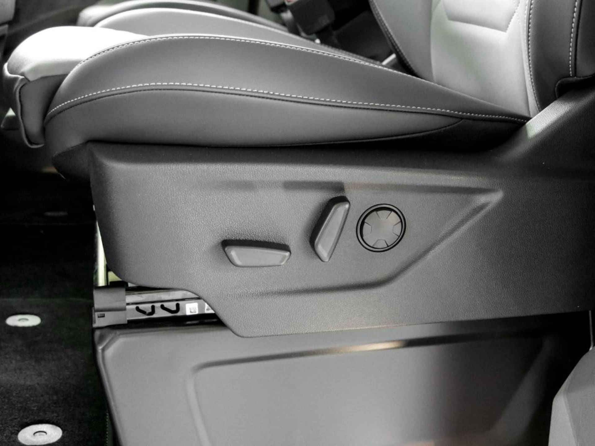 Volkswagen Caravelle langer Radstand Style