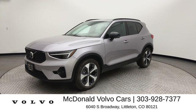 2026 Volvo XC40