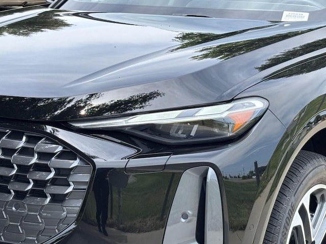 2025 Audi Q5 Premium - Photo 5
