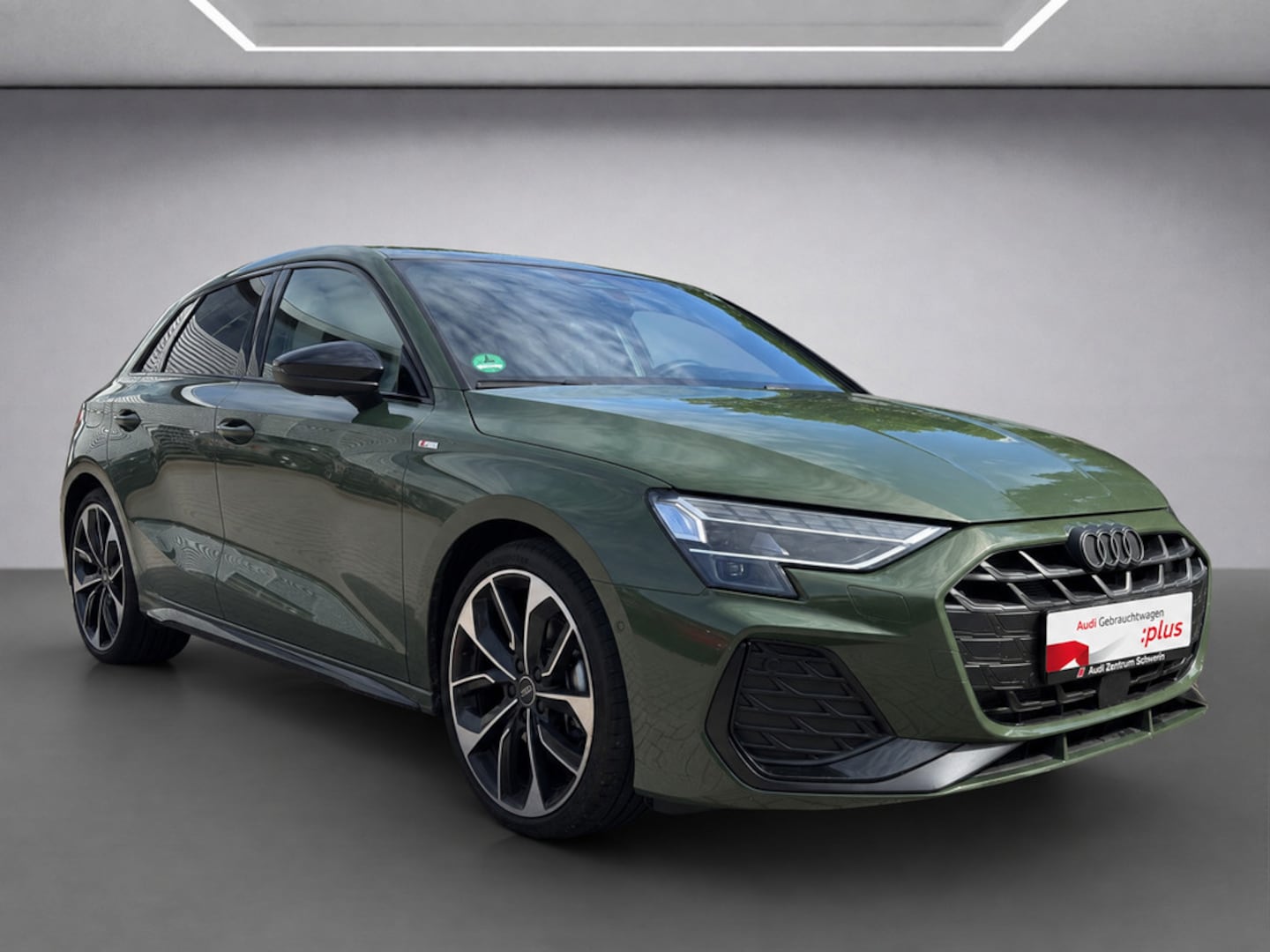 Bild über Audi A3 Sportback TFSI 110 kW S tronic - für weitere Informationen kontaktieren Sie den Audi Partner