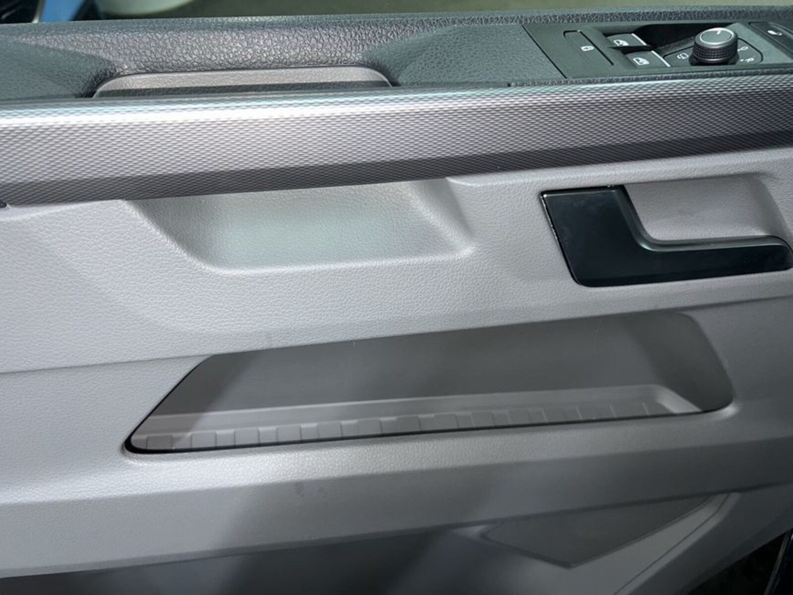 Volkswagen T6.1 California – Bild 17