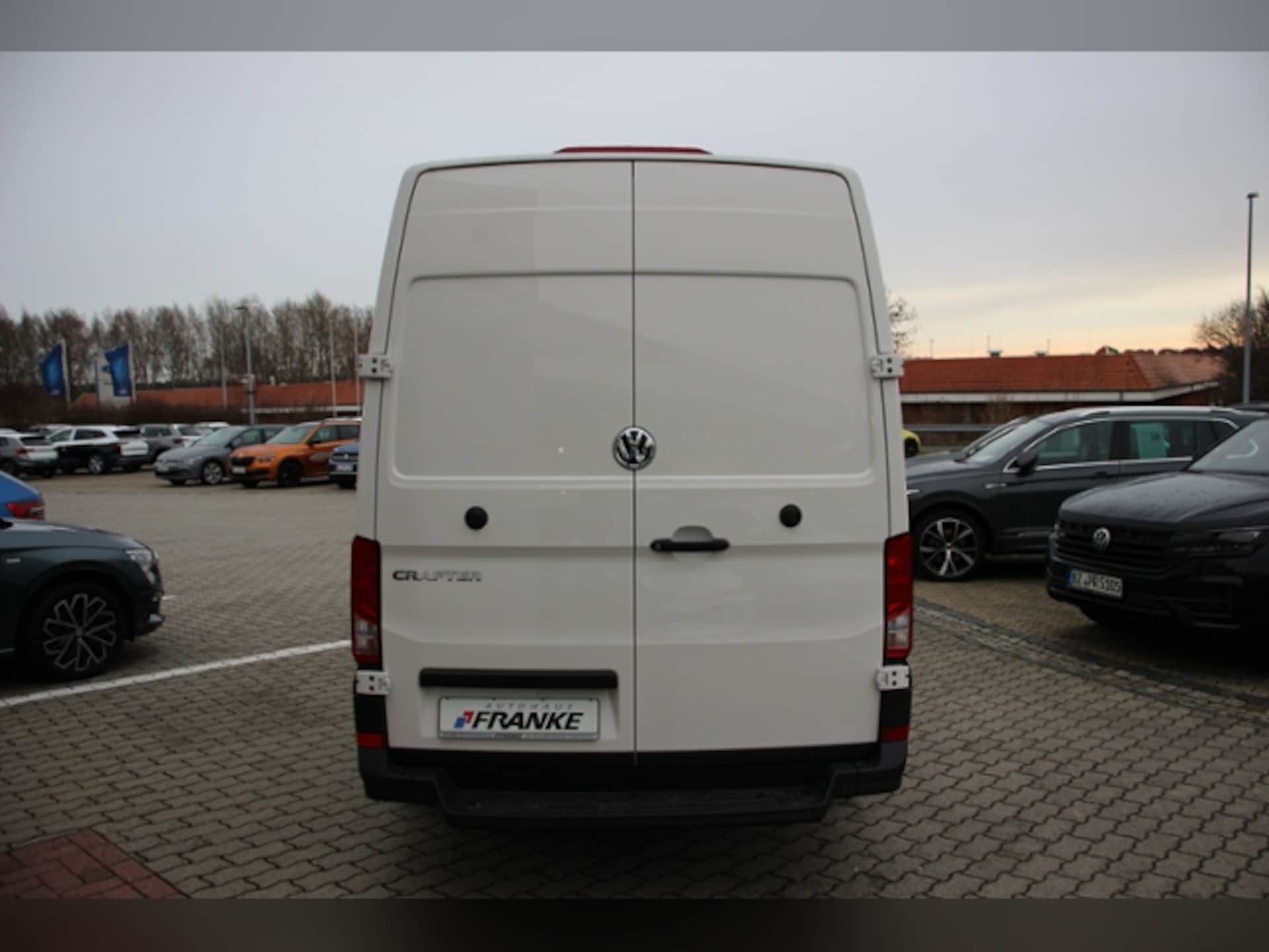 Volkswagen Crafter Kasten langer Radstand