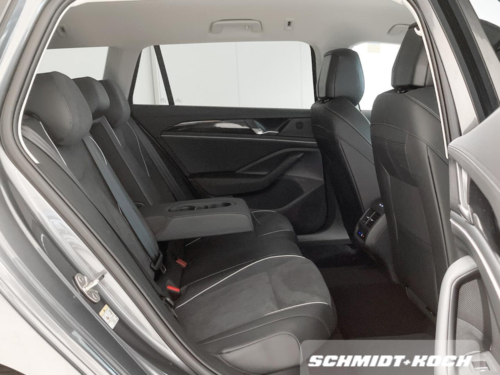Volkswagen Passat – Bild 8