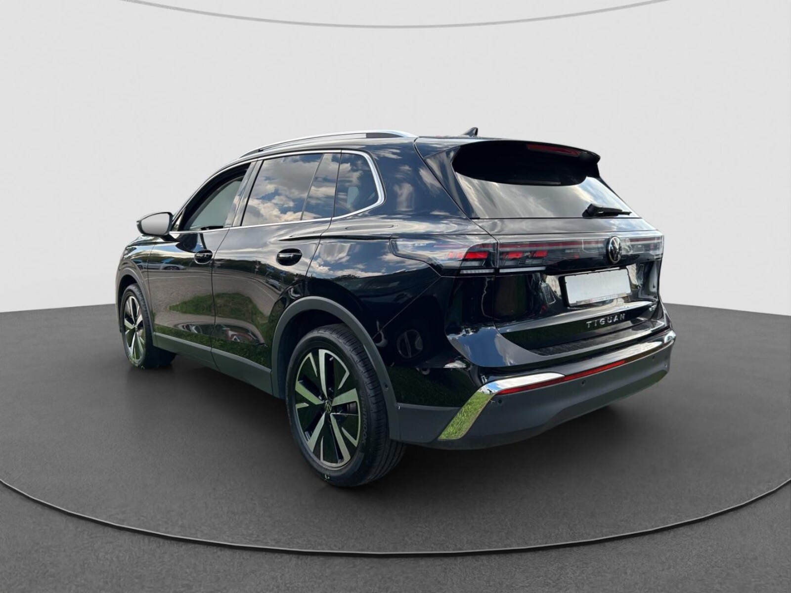 Volkswagen Tiguan – Bild 7
