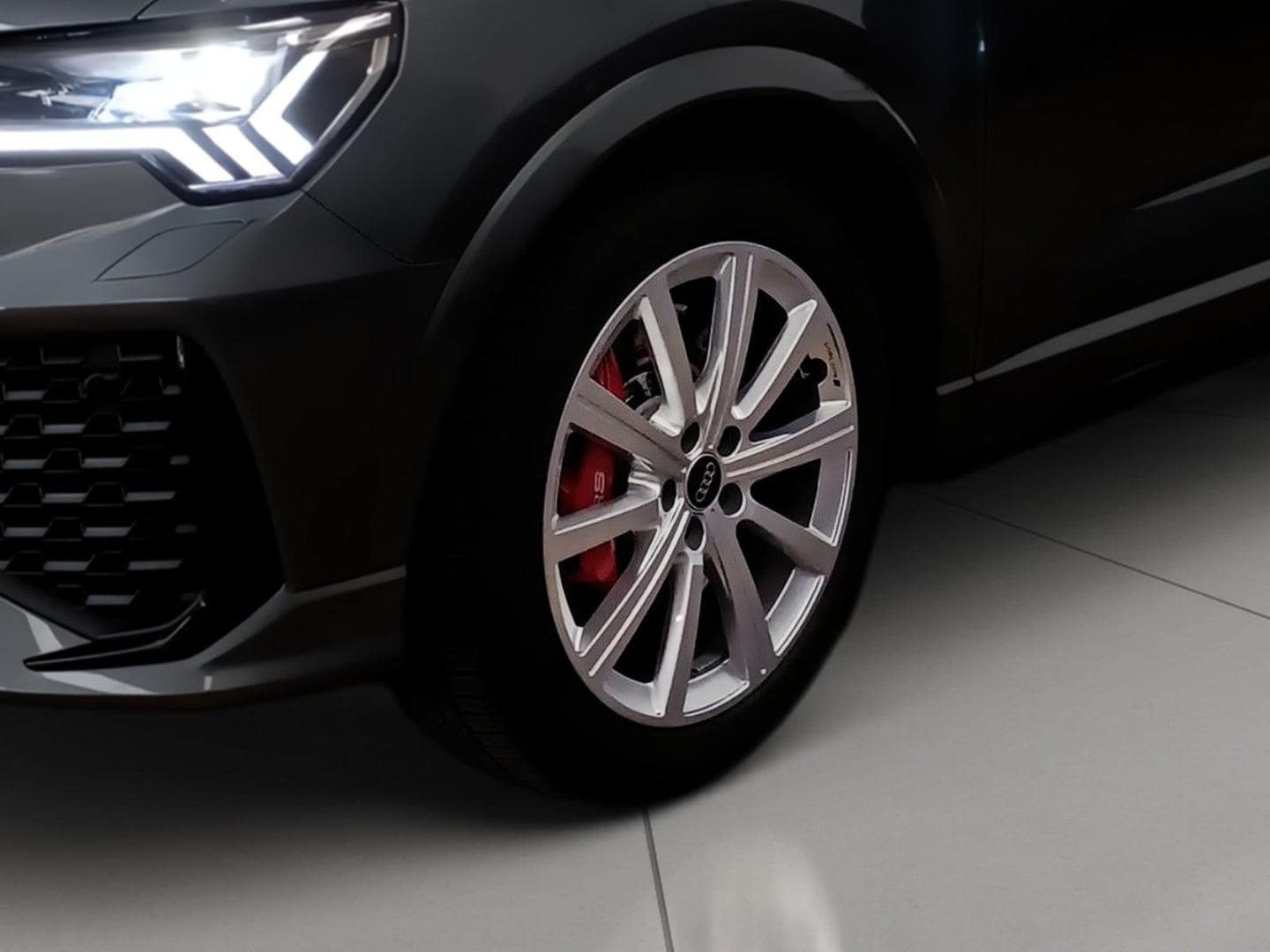 Immagine di Audi RS Q3 Sportback RS Q3 Sportback 294 kW (400 CV) S tronic - Vista: for more details contact your dealer