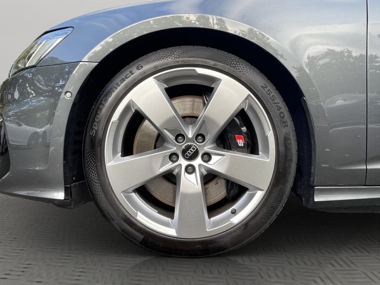 Bild über Audi S6 Avant TDI quattro tiptronic - für weitere Informationen kontaktieren Sie den Audi Partner