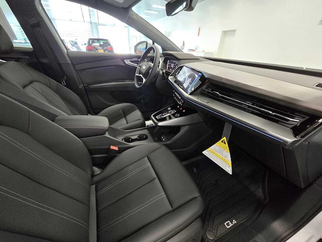 2024 Audi Q4 e-tron Premium Plus - Photo 13