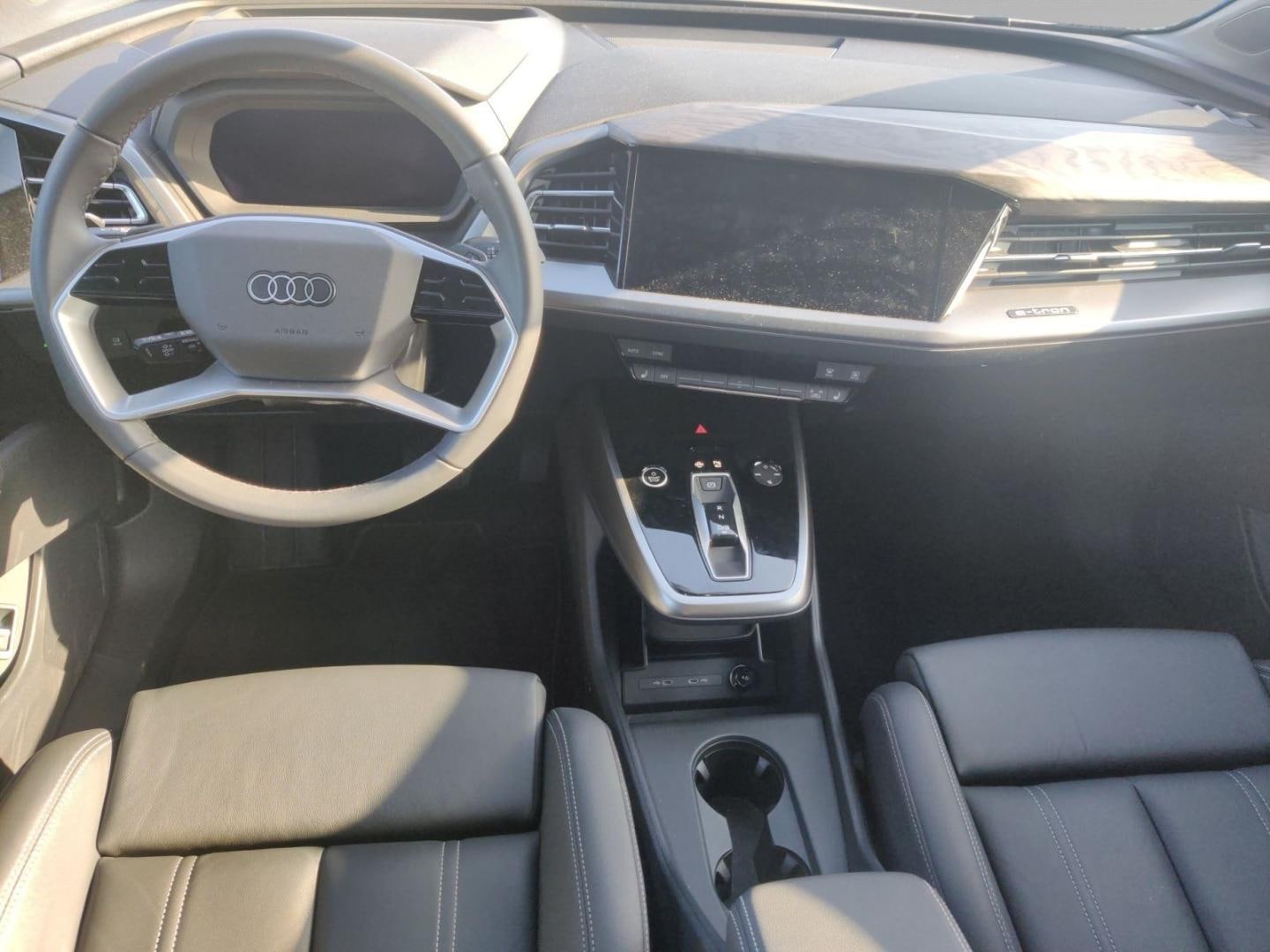 Bild über Audi Q4 e-tron 45 e-tron quattro - für weitere Informationen kontaktieren Sie den Audi Partner
