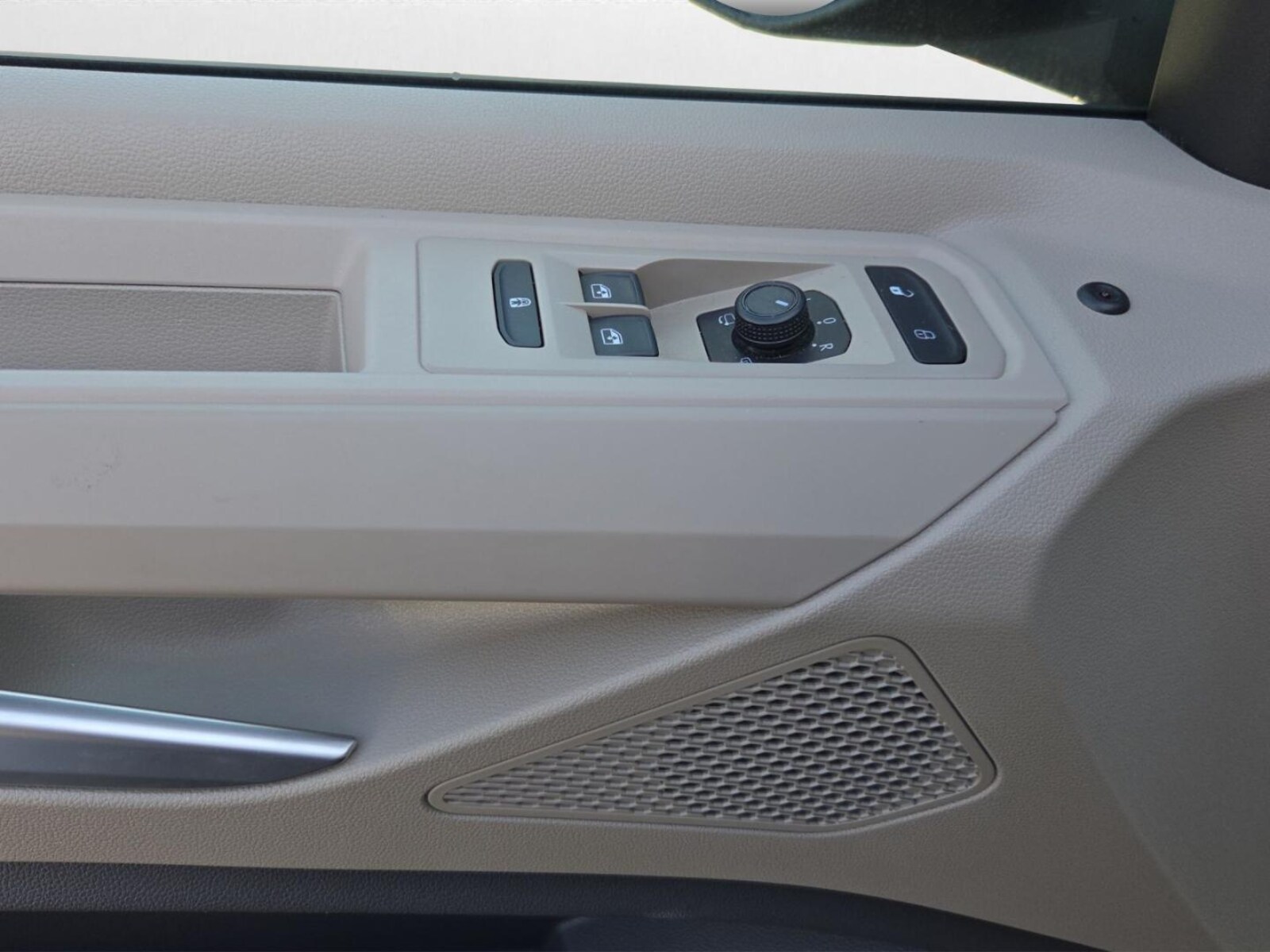 Volkswagen Multivan – Bild 14
