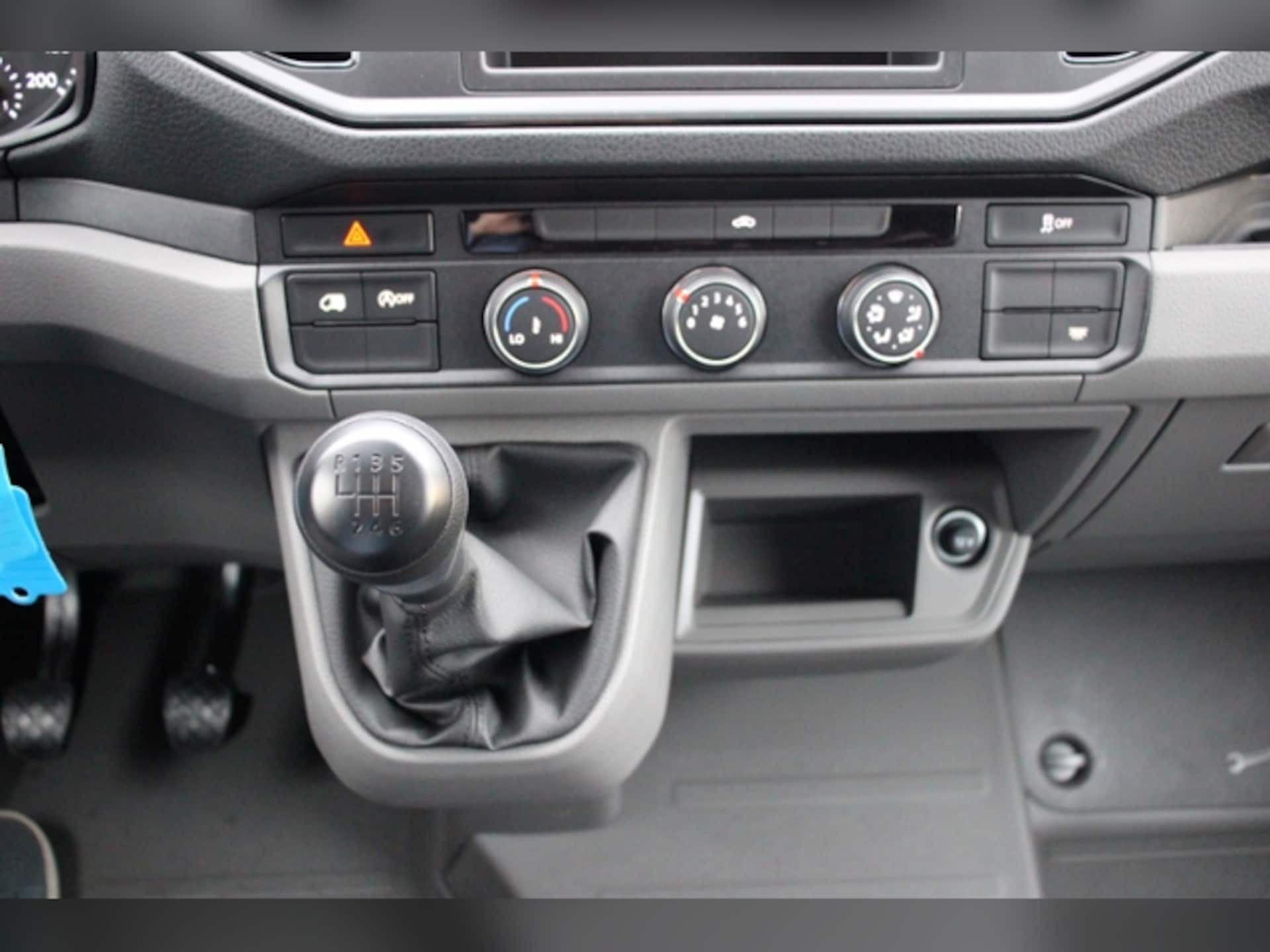Volkswagen Crafter Kasten langer Radstand