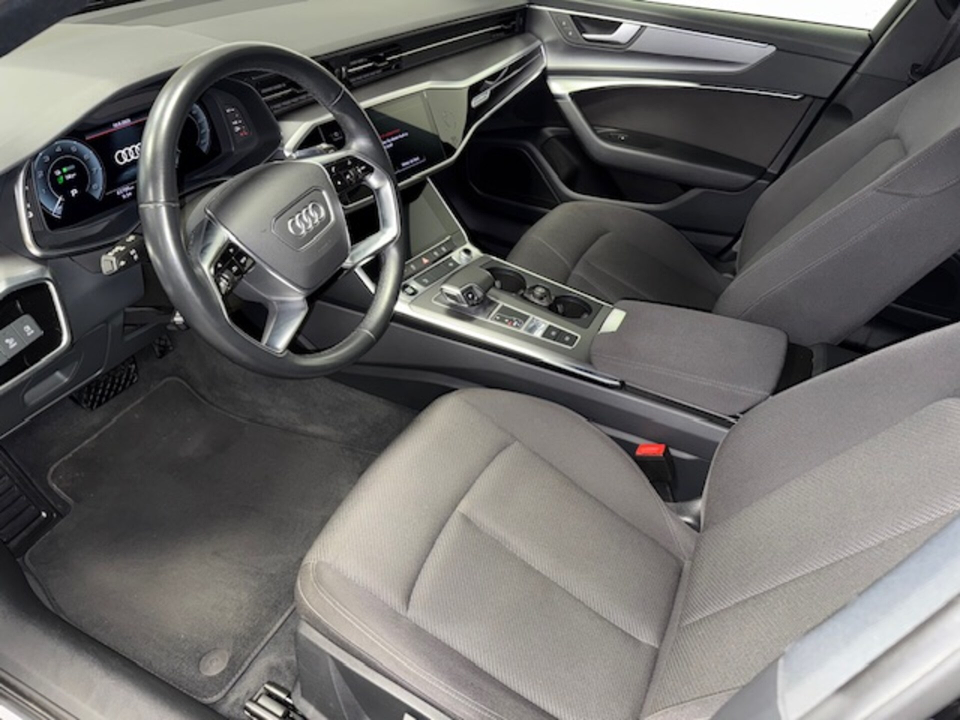Audi A6 Avant TFSI e