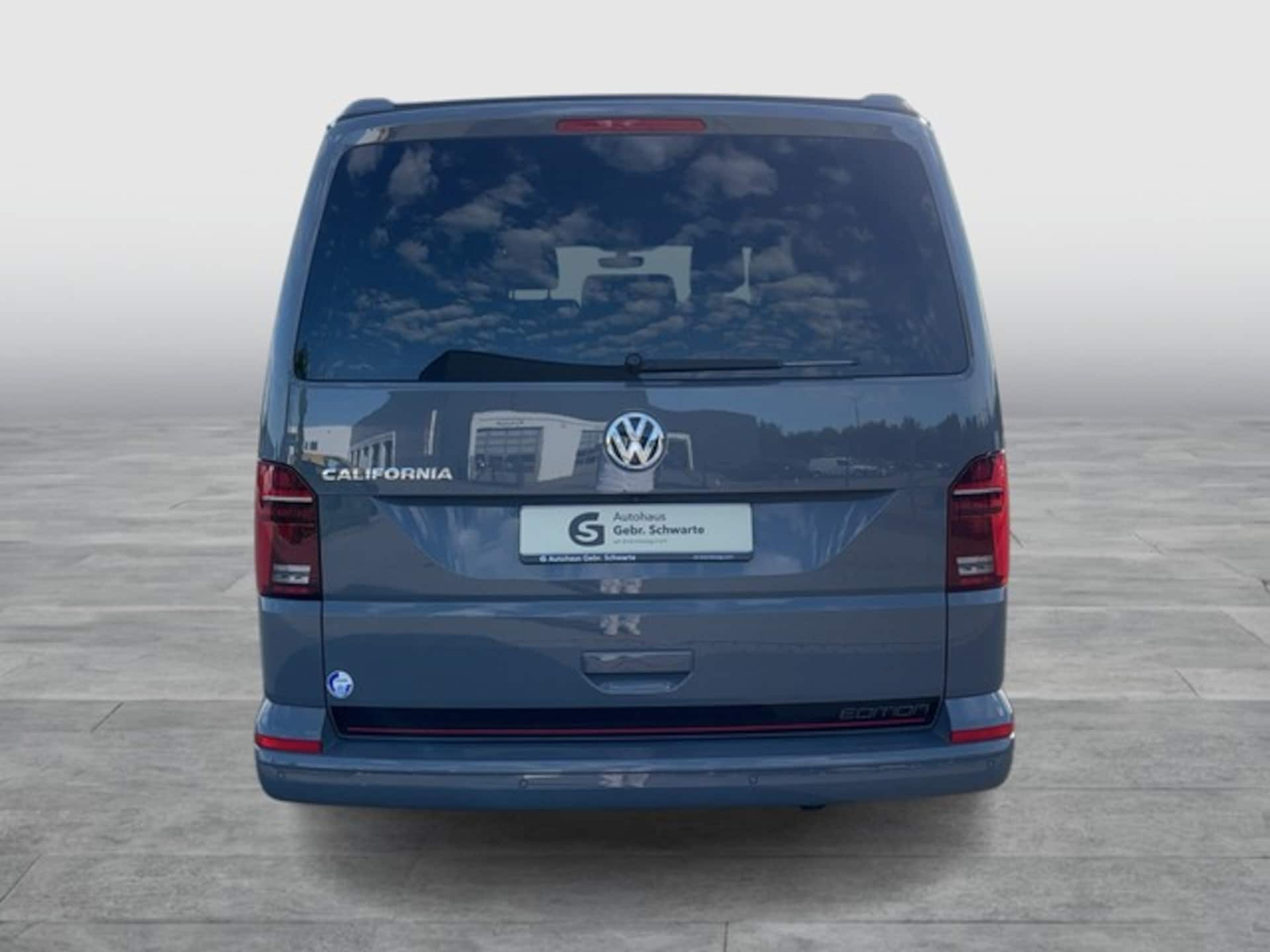 Volkswagen T6.1 California Beach