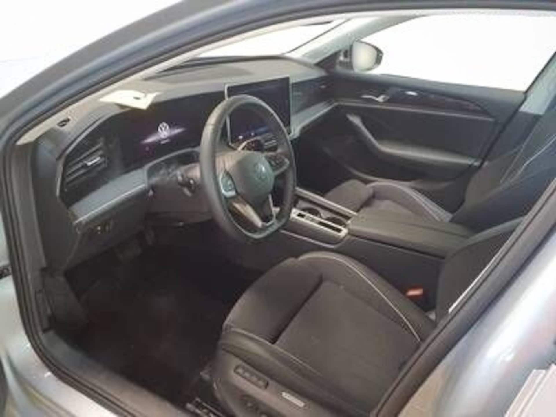 Volkswagen Passat Business