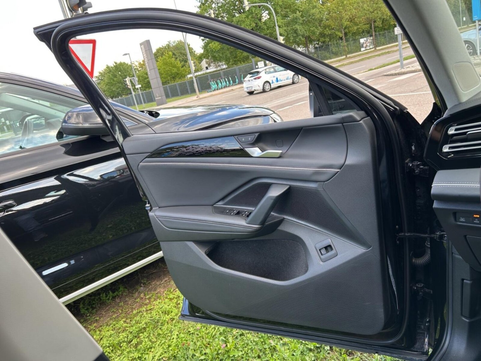 Volkswagen Tiguan – Bild 16