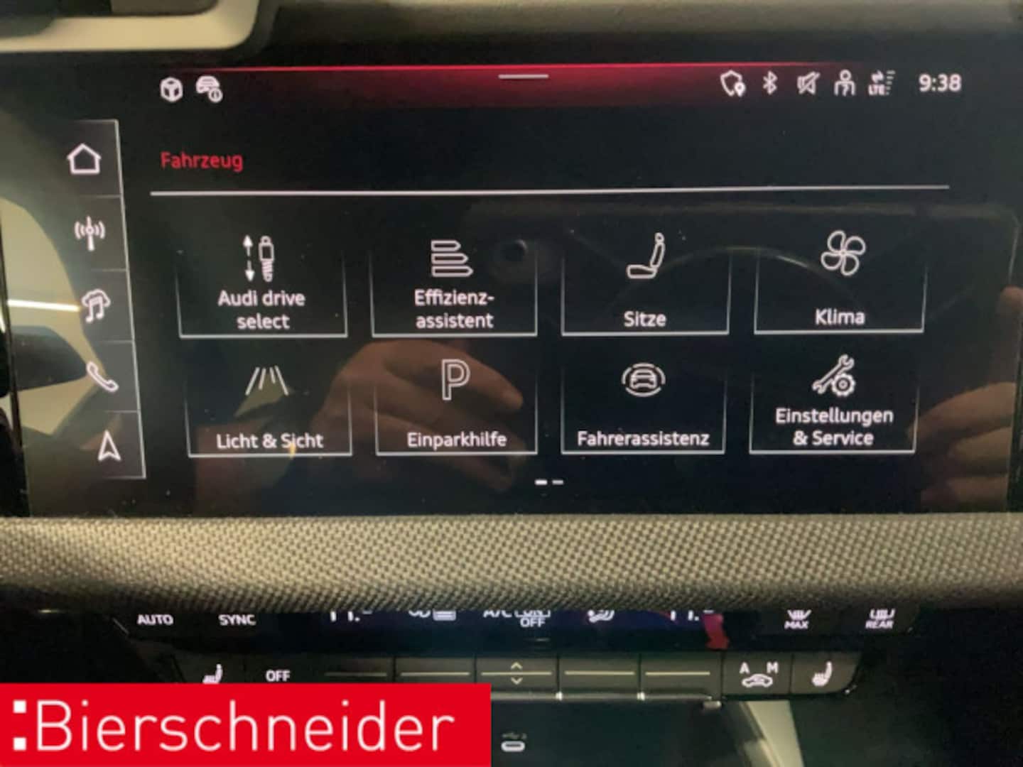 Bild über Audi S3 Sportback TFSI quattro S tronic - für weitere Informationen kontaktieren Sie den Audi Partner
