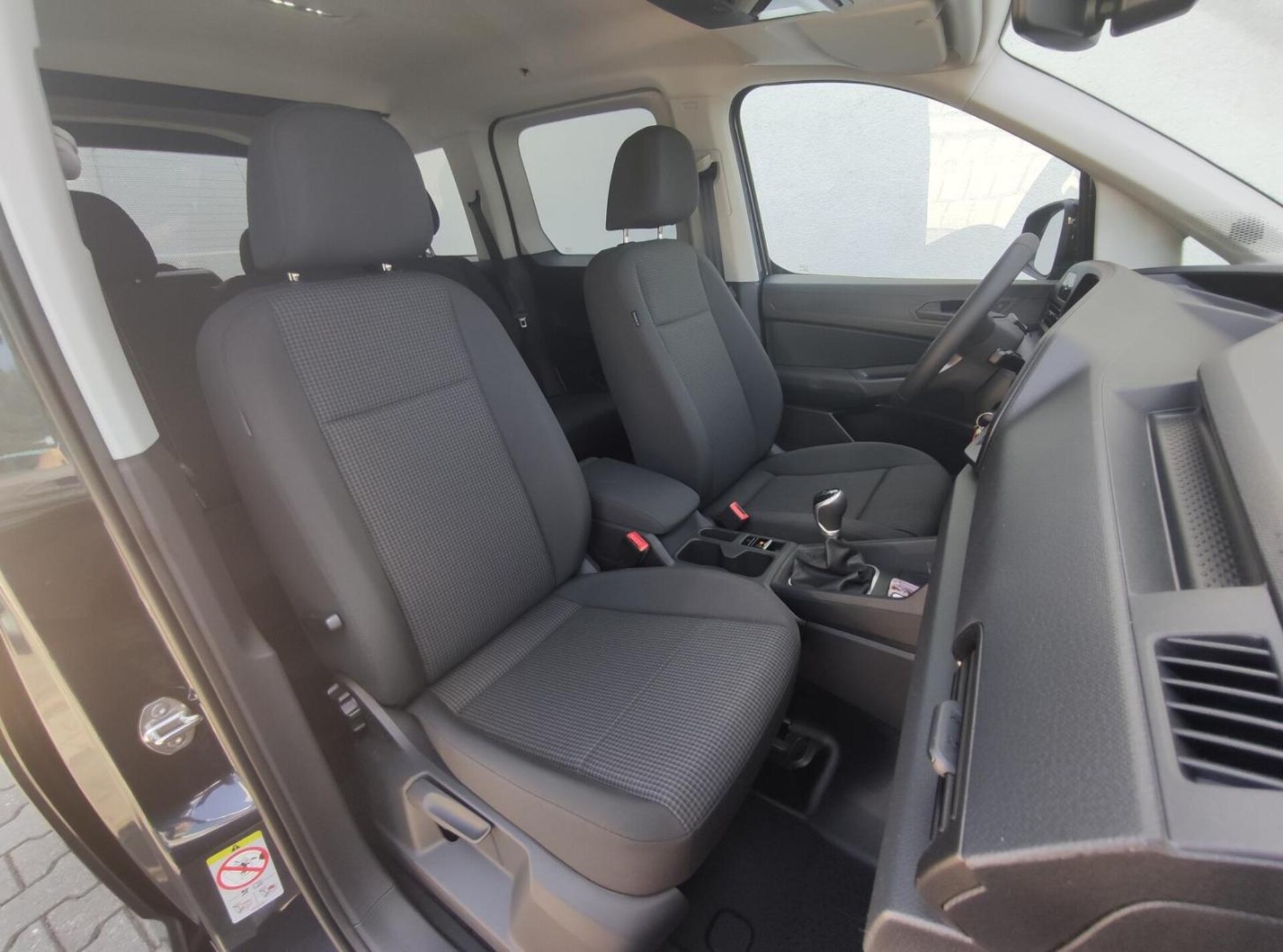 Volkswagen Caddy Basis-Modell
