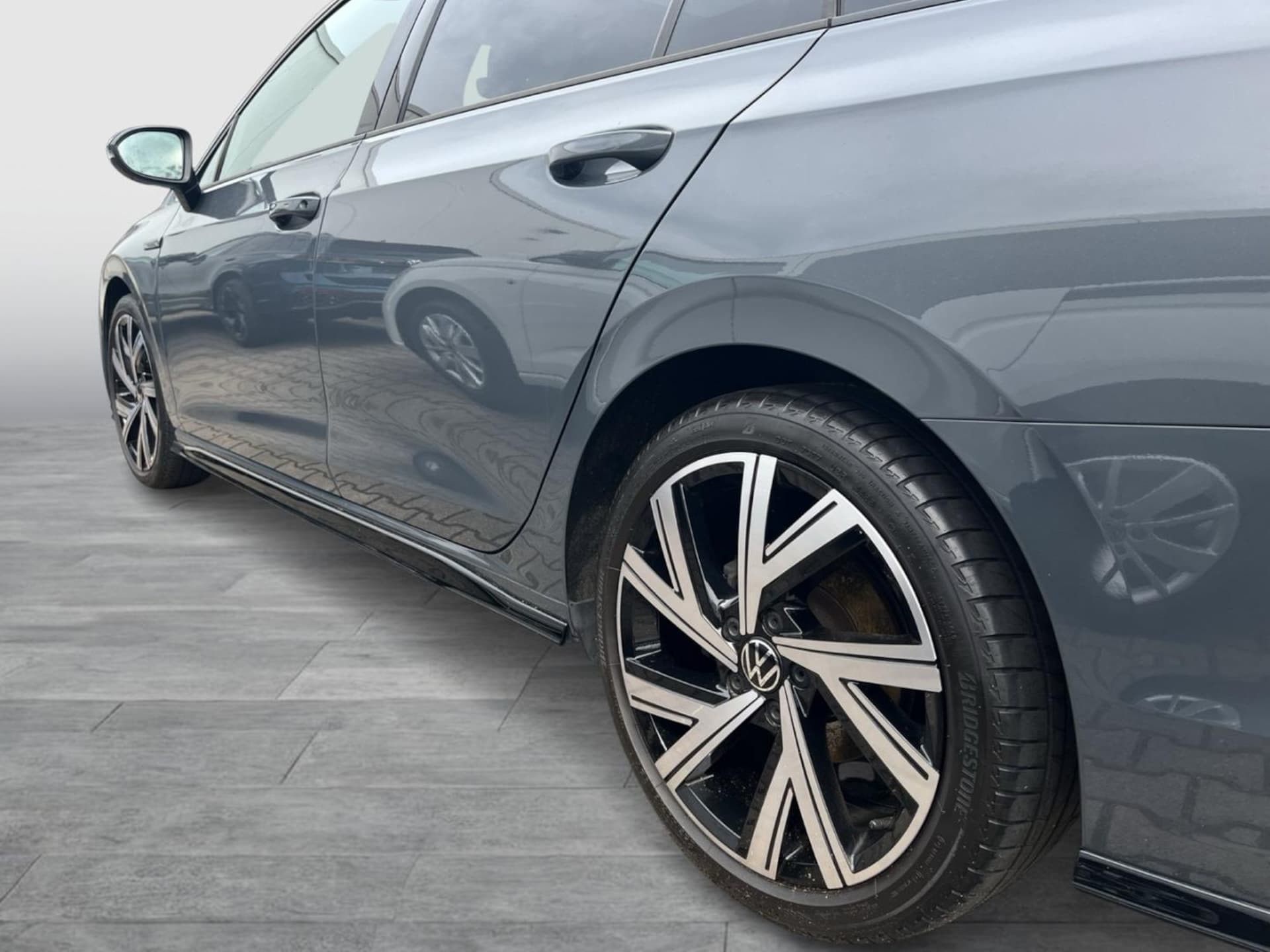 Volkswagen Golf Variant R-Line
