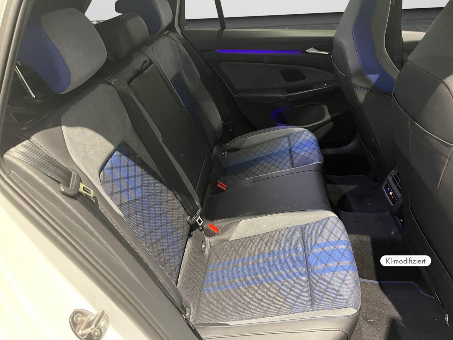 Volkswagen Golf Variant R
