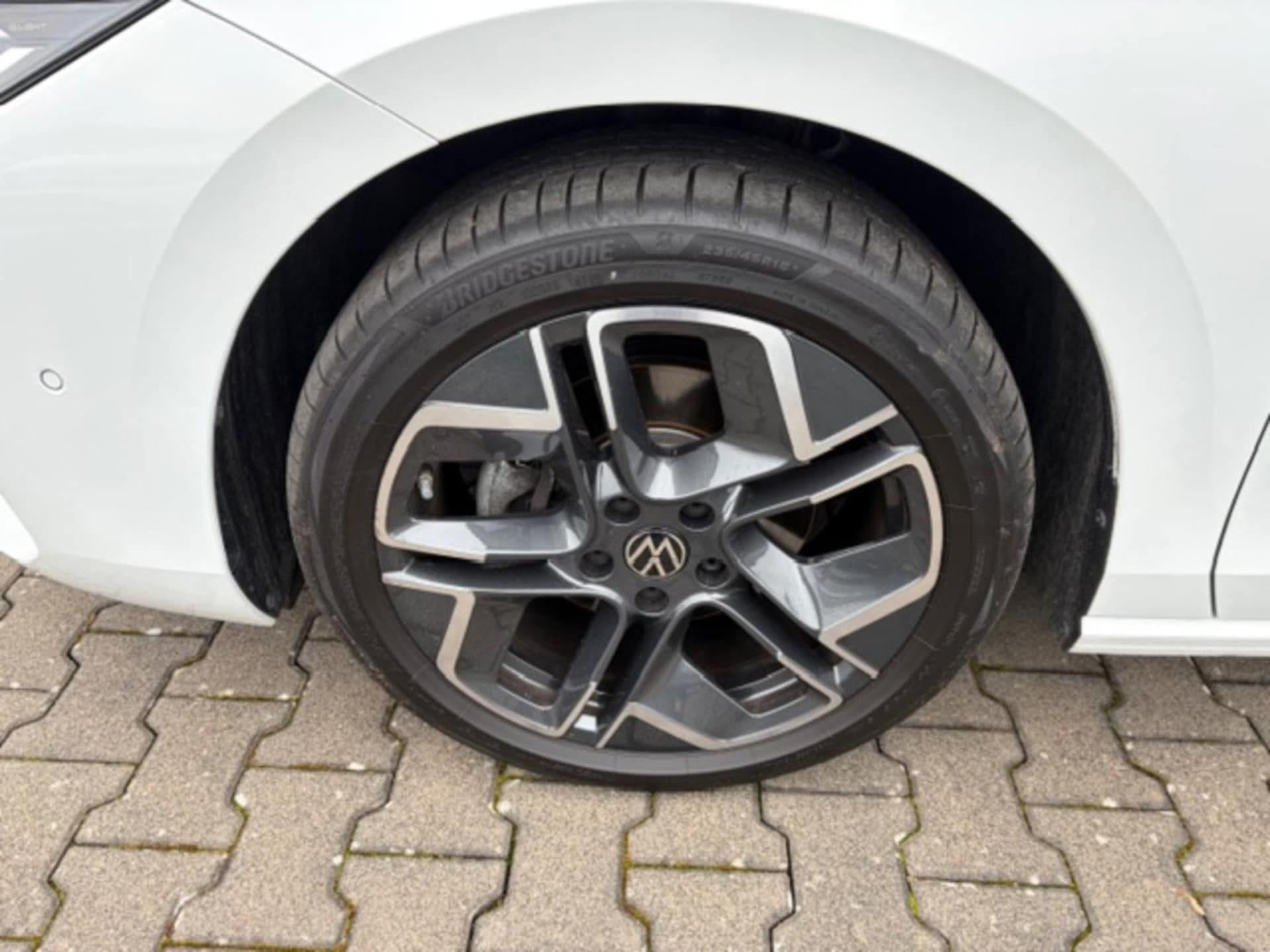 Volkswagen Passat Elegance
