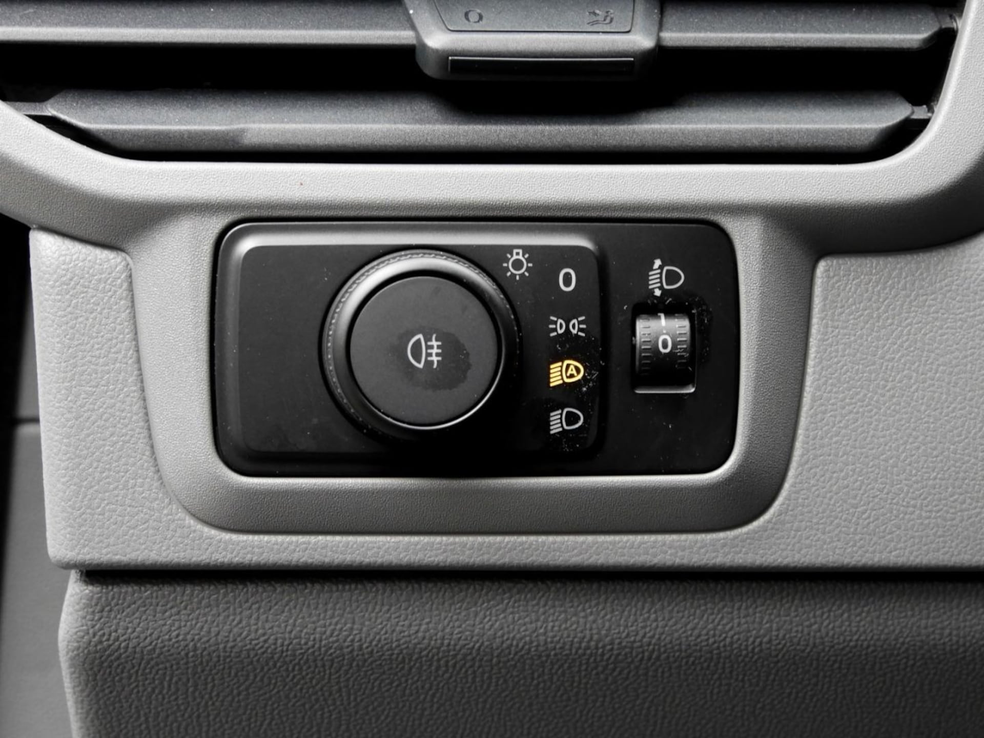 Volkswagen Transporter Kasten langer Radstand