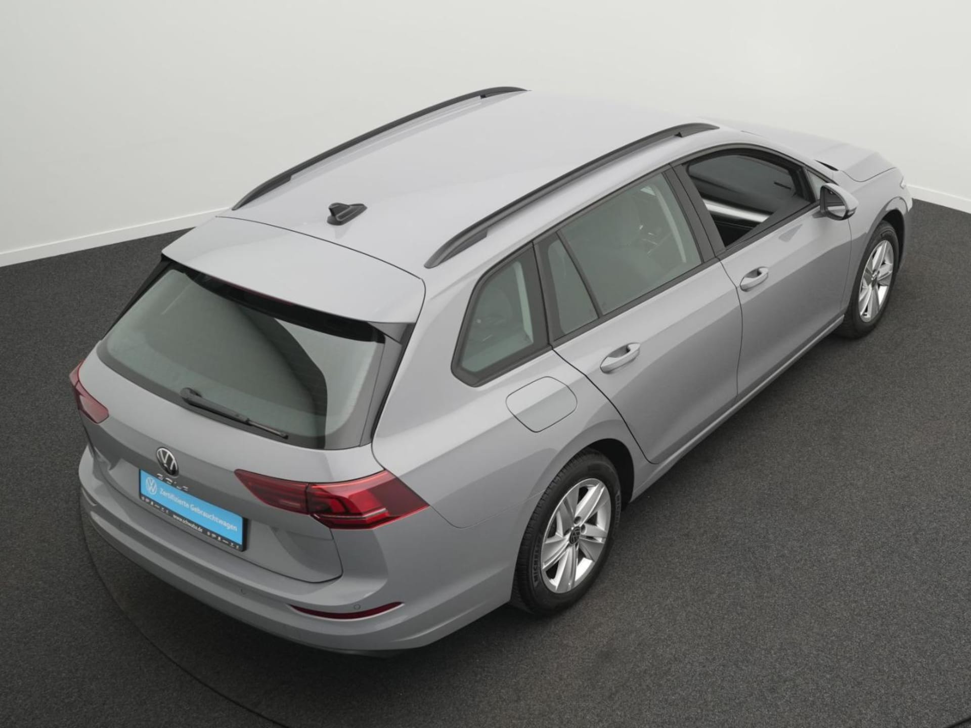 Volkswagen Golf Variant Life