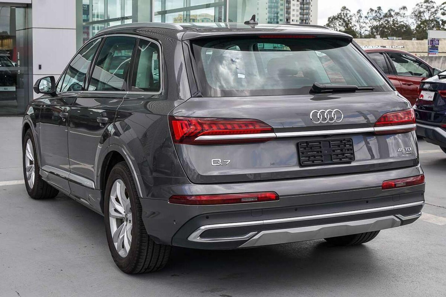 Image about Audi Q7 45 TDI quattro tiptronic