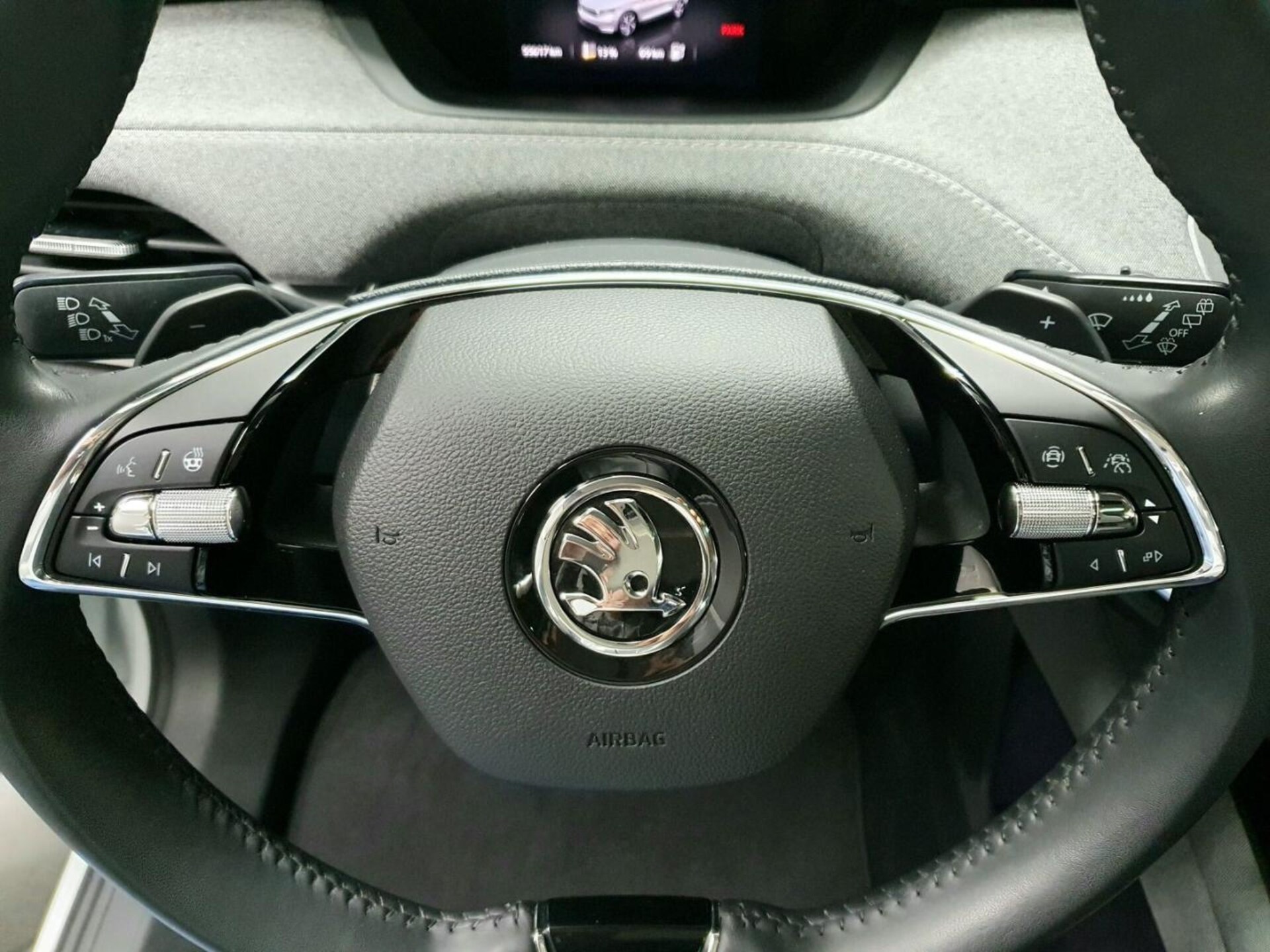 Skoda Enyaq 80X