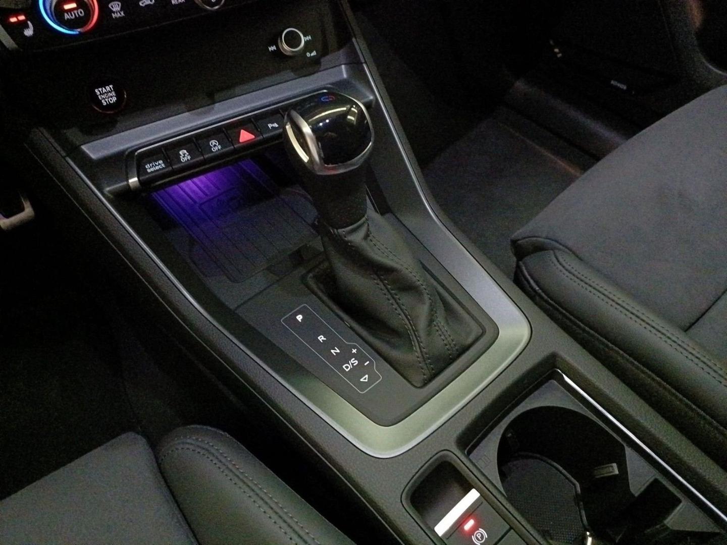 Immagine di Audi RS Q3 Sportback RS Q3 Sportback 294 kW (400 CV) S tronic - Vista: for more details contact your dealer