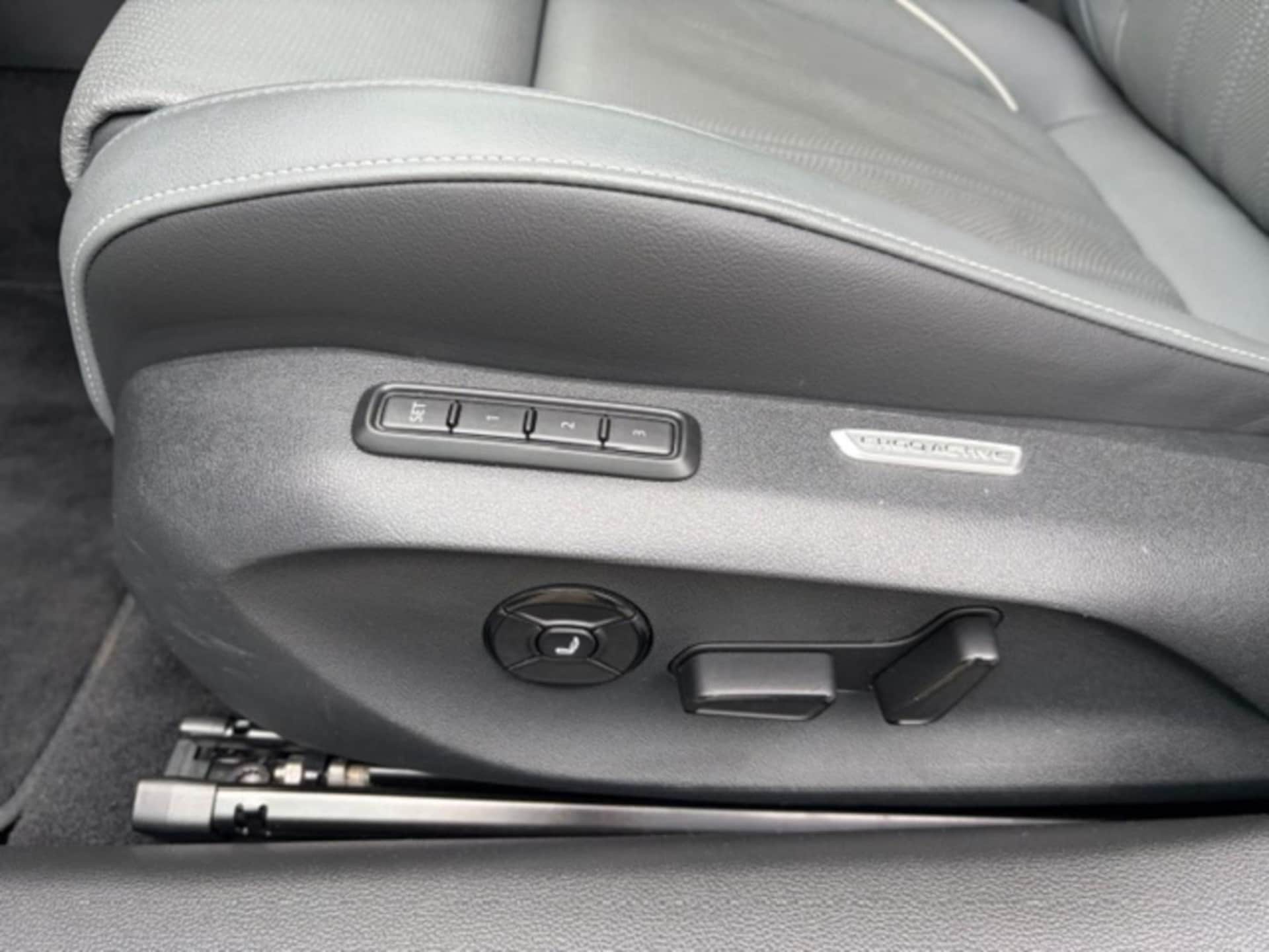 Volkswagen Passat Elegance