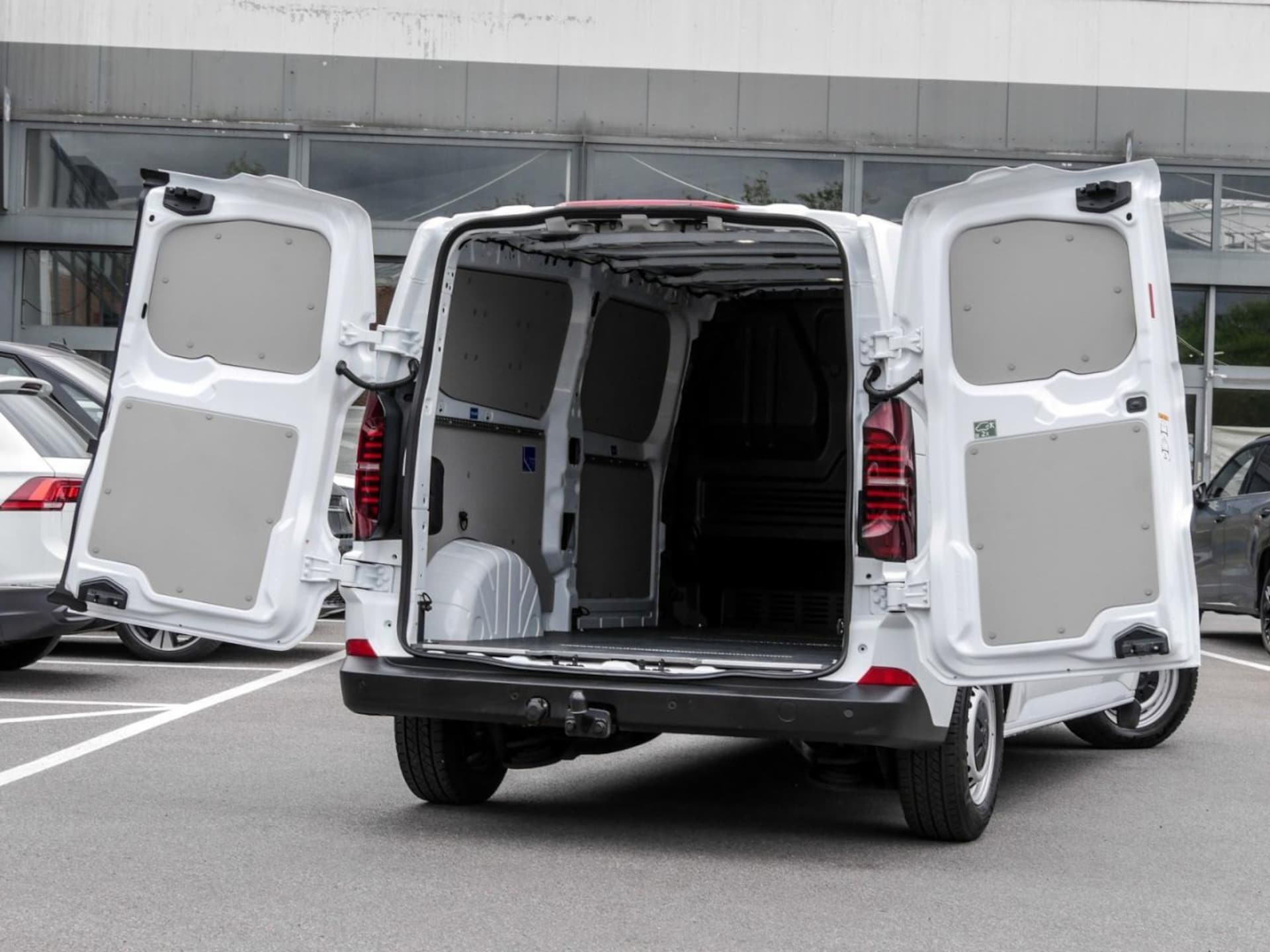 Volkswagen Transporter Kasten langer Radstand
