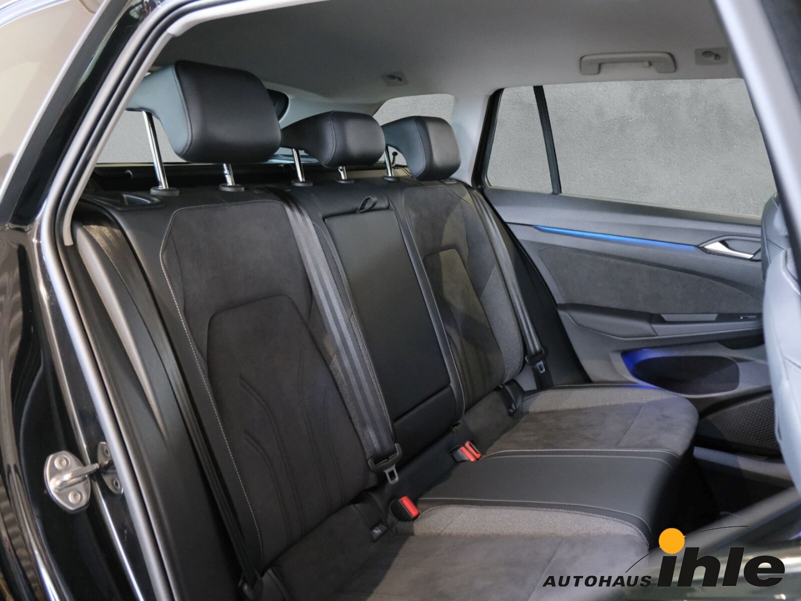 Volkswagen Golf Variant – Bild 6