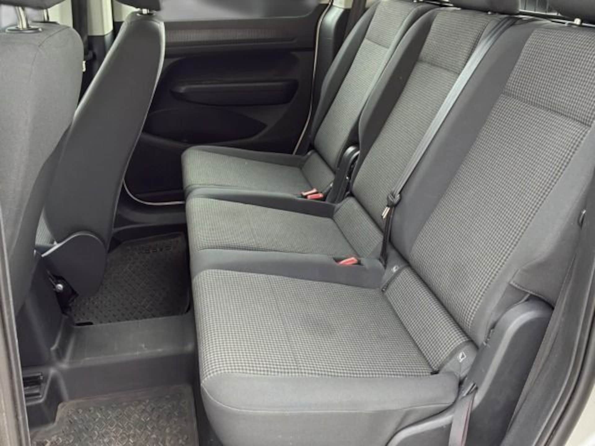 Volkswagen Caddy Basis-Modell