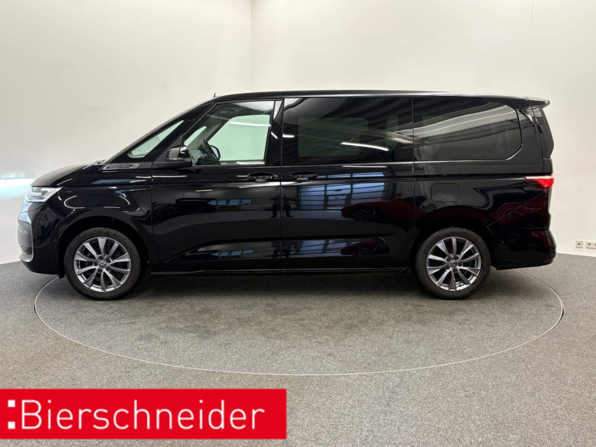 Volkswagen Multivan Langversion Style