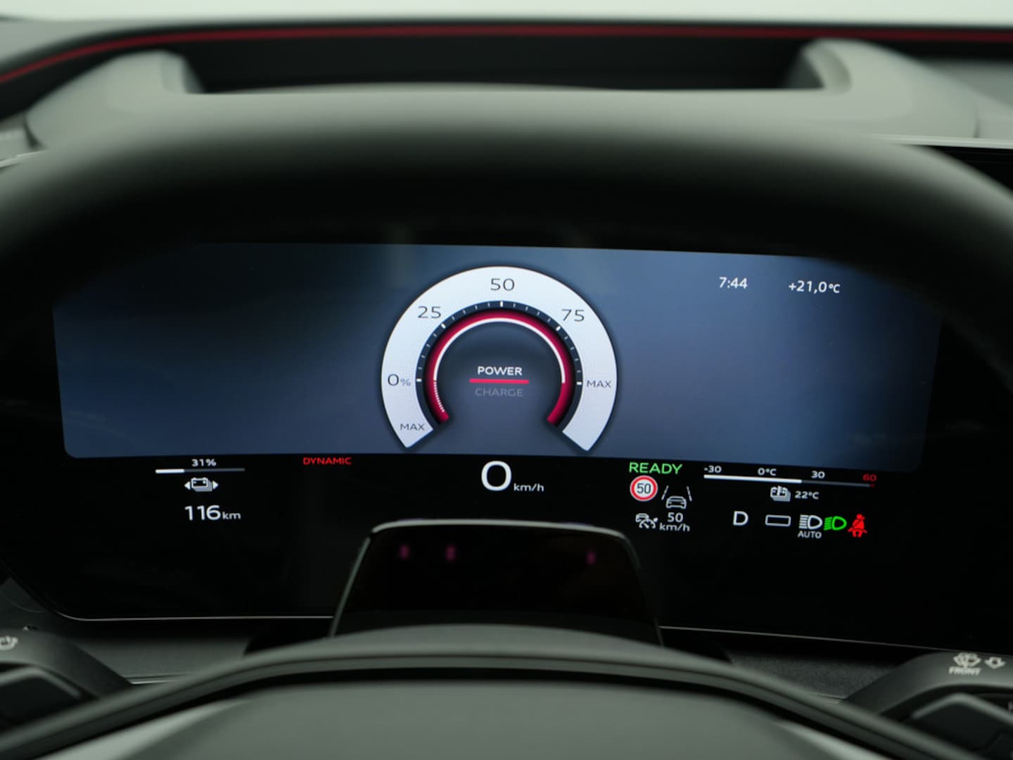 Bild über Audi Q6 SUV e-tron S line business e-tron quattro 315 kW - für weitere Informationen kontaktieren Sie den Audi Partner