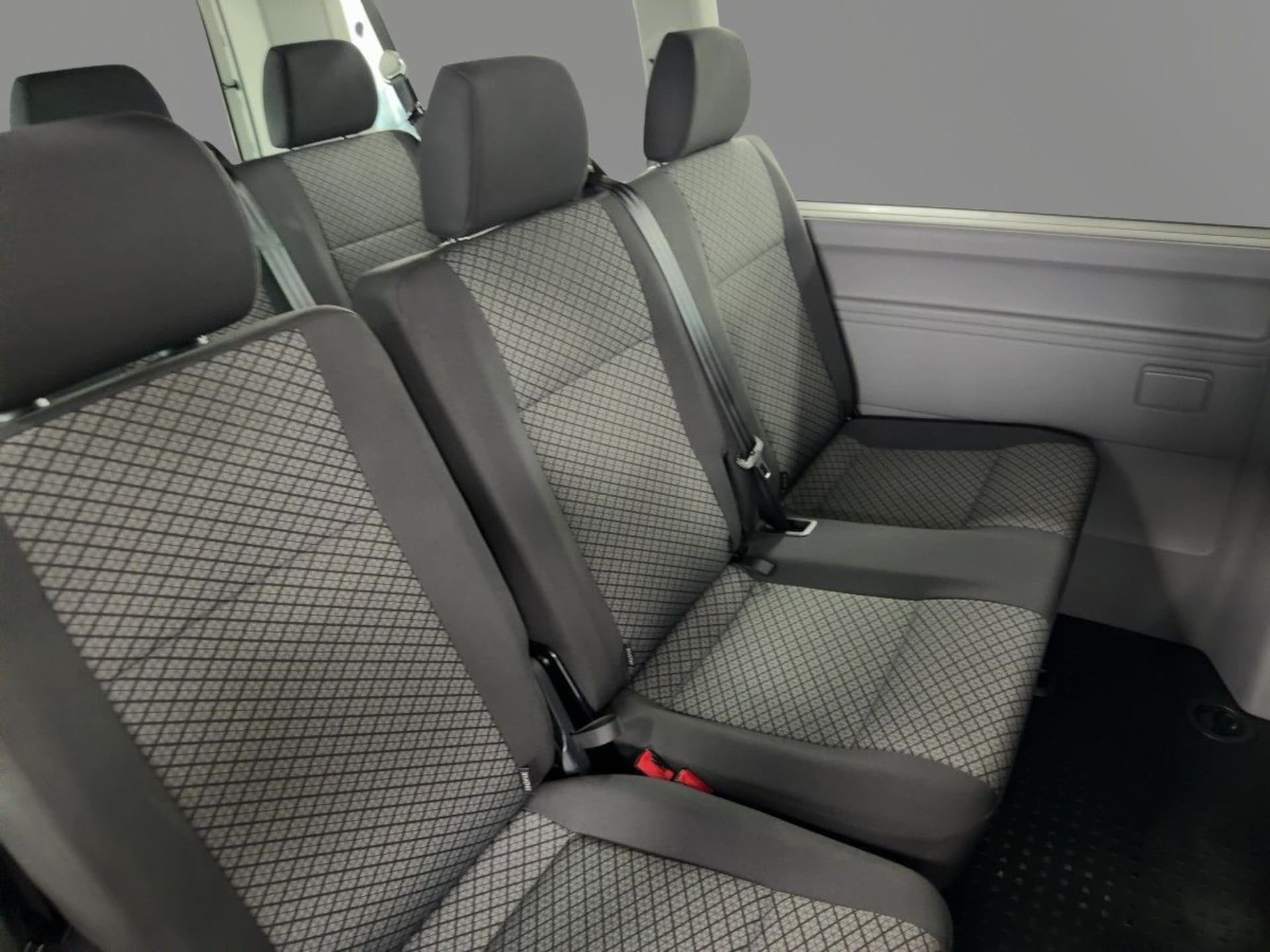 Volkswagen T6.1 Caravelle kurzer Radstand Trendline