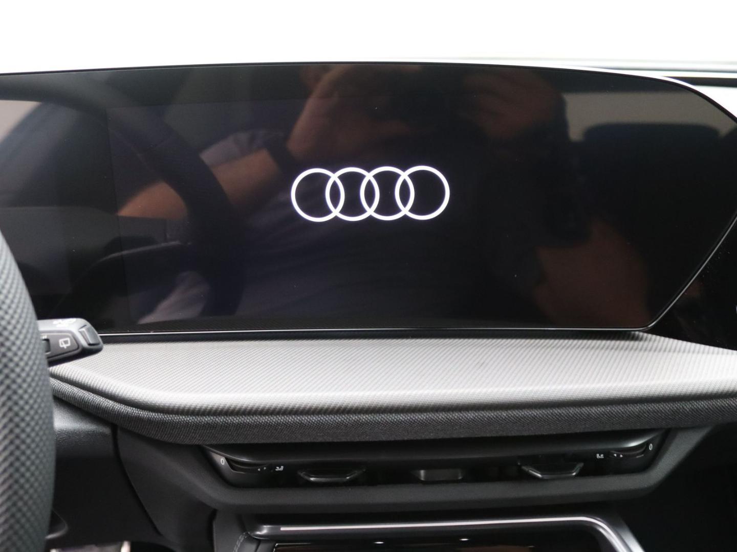 Image about Audi Q5 SUV TDI quattro 150 kW S tronic